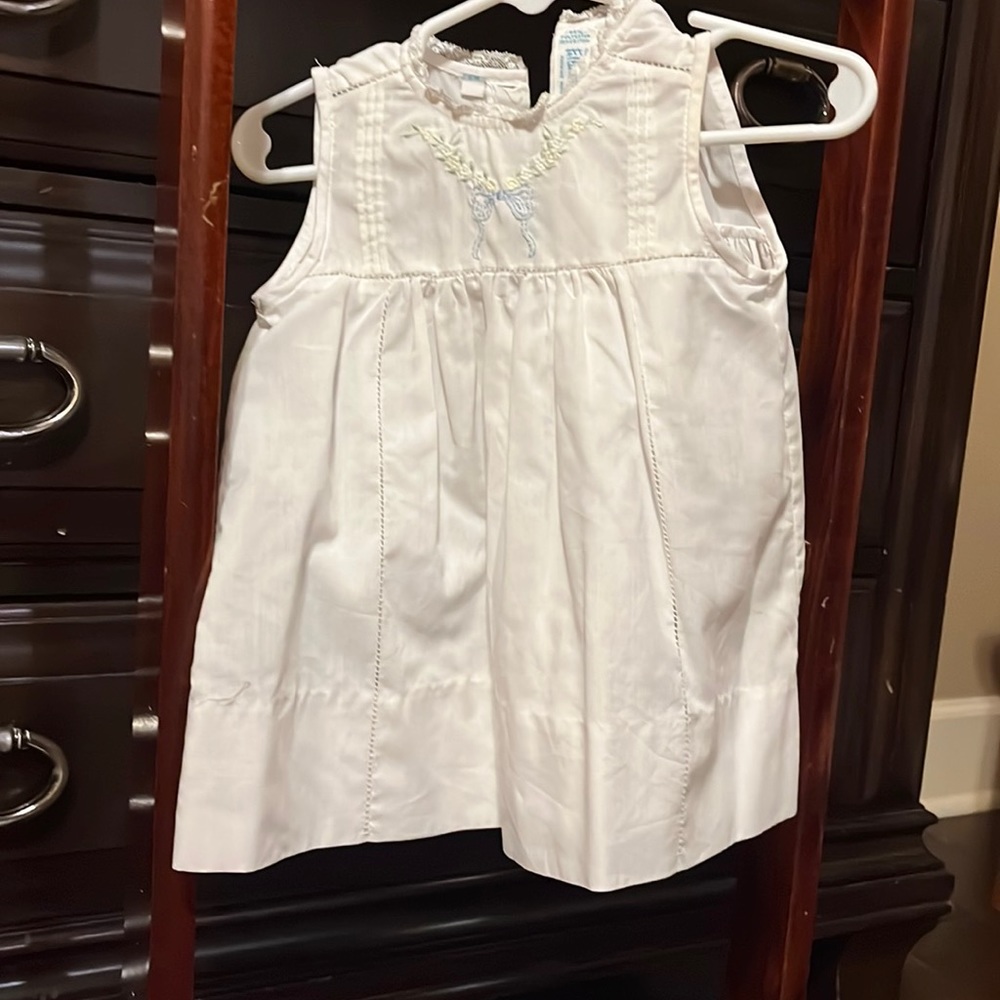 White Feltman Brothers Dress with delicate embroidery